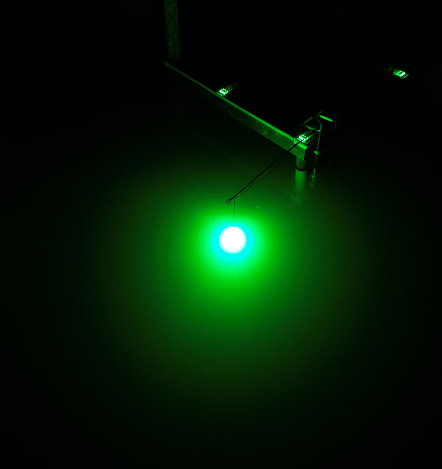 HG250G compact green underwater fishing light for docks, piers, and boats